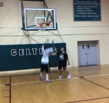 |搞笑GIF:有些人终究是单身 并不是没有原因的