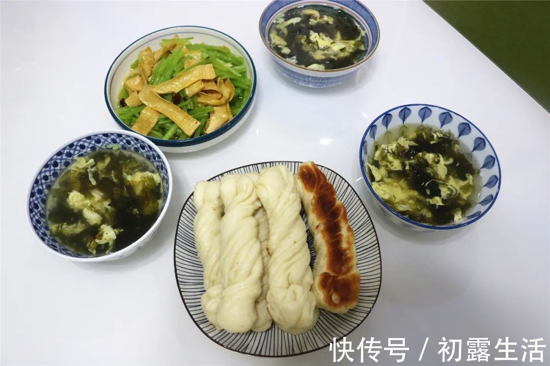 煎花卷|我家爱吃这面食,比包子大饼都简单,早餐蒸一锅,孩子抢着吃