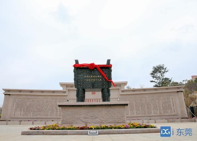 惊艳|新年好去处！南城市民花园、百花林公园（宪法广场）开园揭牌