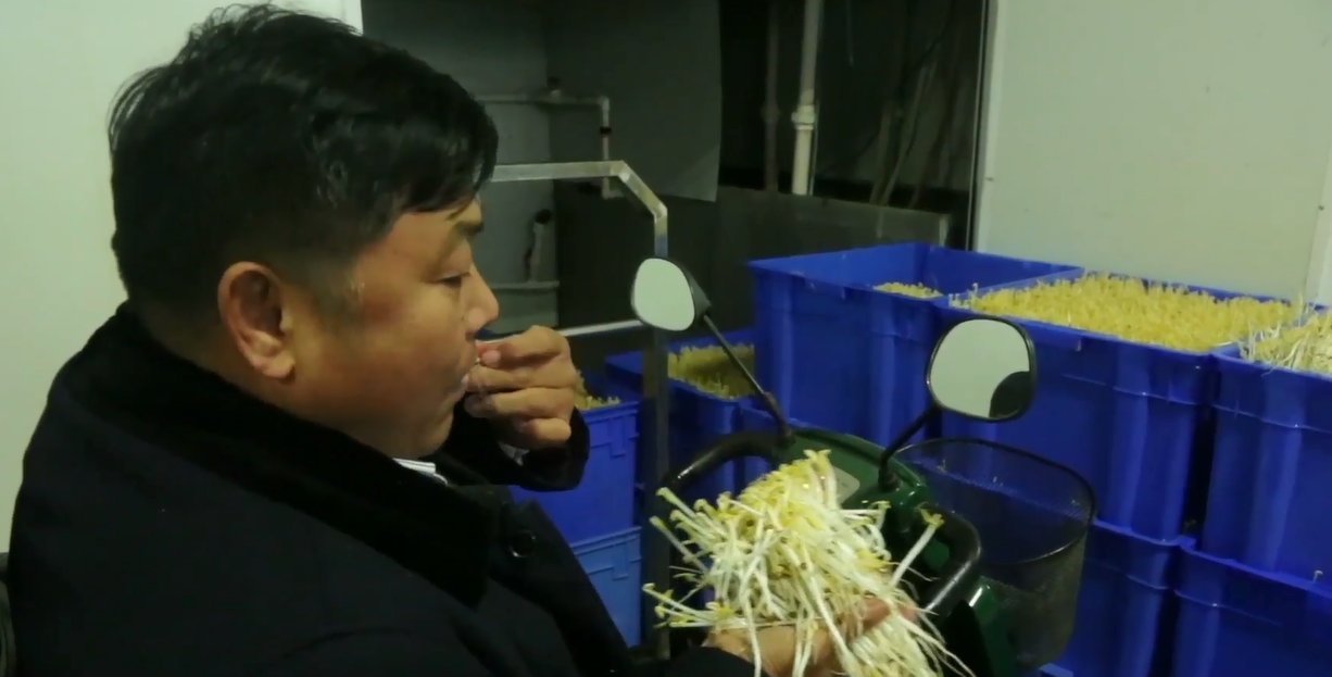 国家|不愧是“豆芽大王”牛人发明酵素豆芽机,成功销往30多个国家
