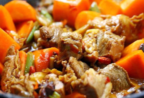 孩子们|秋季孩子多吃胡萝卜,补血明目,配上它抵御冷空气,不怕冷生病少