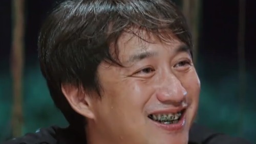 都夸黃磊炸鮮奶好吃,可看到桌上的剩菜,能不能對(duì)觀眾真誠(chéng)點(diǎn)