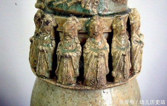 瓶子|一农民一锄头挖出一瓶子,专家惊喜地说:朱元璋的秘密可算找到了