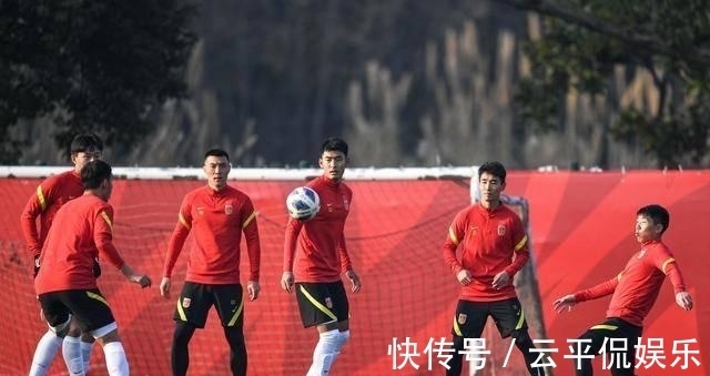 海参|严查到底,名记曝光国脚吃海参内幕,中国男足给李铁背锅?