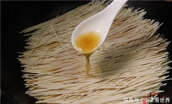 白菜|面条吃了半辈子，就服这一种吃法，拿大鱼大肉也不换，看着流口水