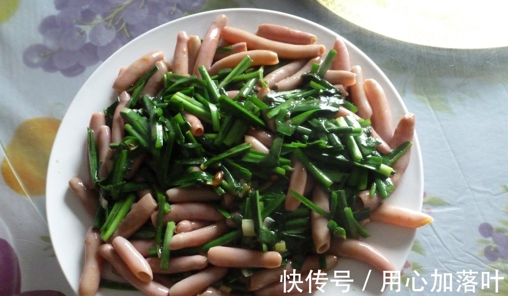 教你营养美味的韭菜炒海肠,简单易做又好吃下饭,一顿一盘不够吃!