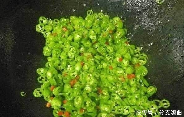 做法|青椒炒鸡蛋,这么多人都做错了,正确做法原来是这样的