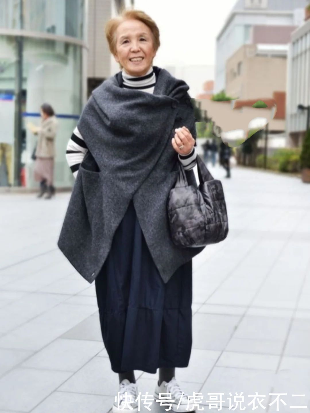 老年人|老年人穿衣干净整洁比时髦重要,瞧日本奶奶,黑色也能解锁高级感