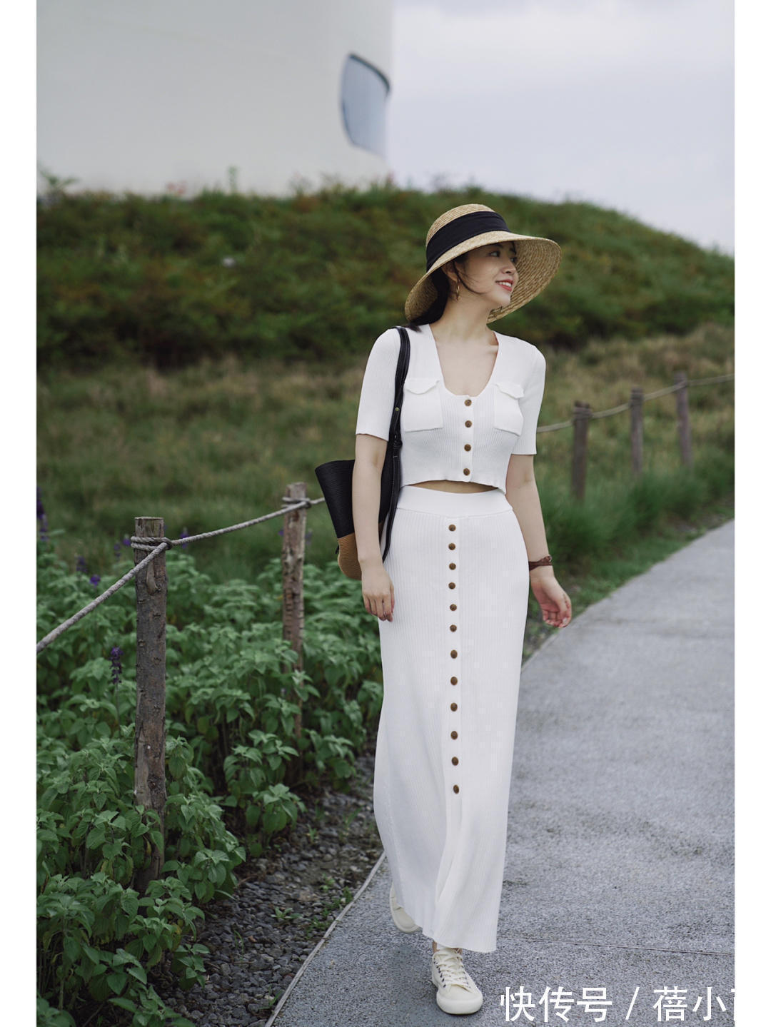 露肤|跟三木博主学穿衣,穿搭小白也能逆袭时尚女神,这4个技巧就够了