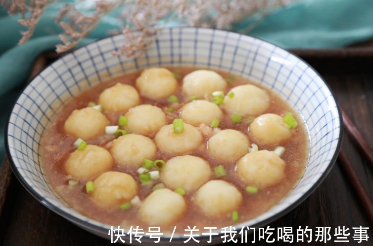 好吃|三伏天，土豆这么做，是菜也是饭，好吃又营养，做法方便，不怕胖