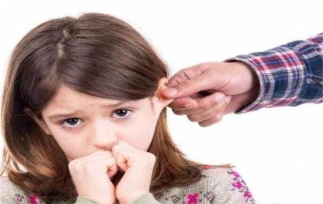 后脑勺|这4个部位是孩子的“生命线”,父母就算再生气,也别轻易碰!