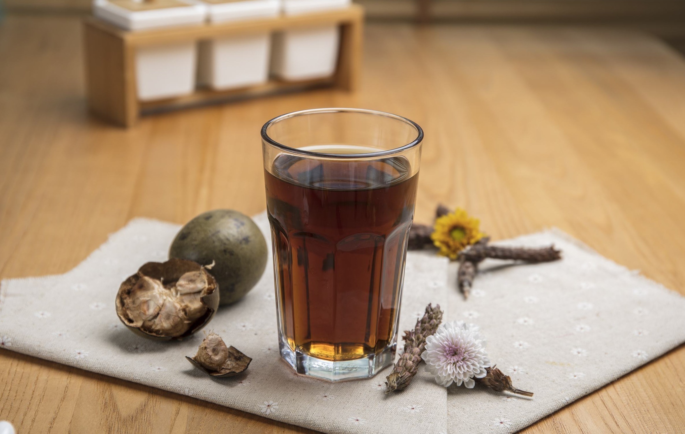 秘密|中医圈子疯传的2张茶方,和胃生津,老中医一辈子不得癌的秘密!