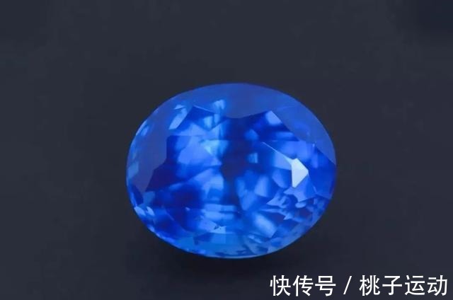 蓝黑色&蓝宝石的颜色等级,了解一下!