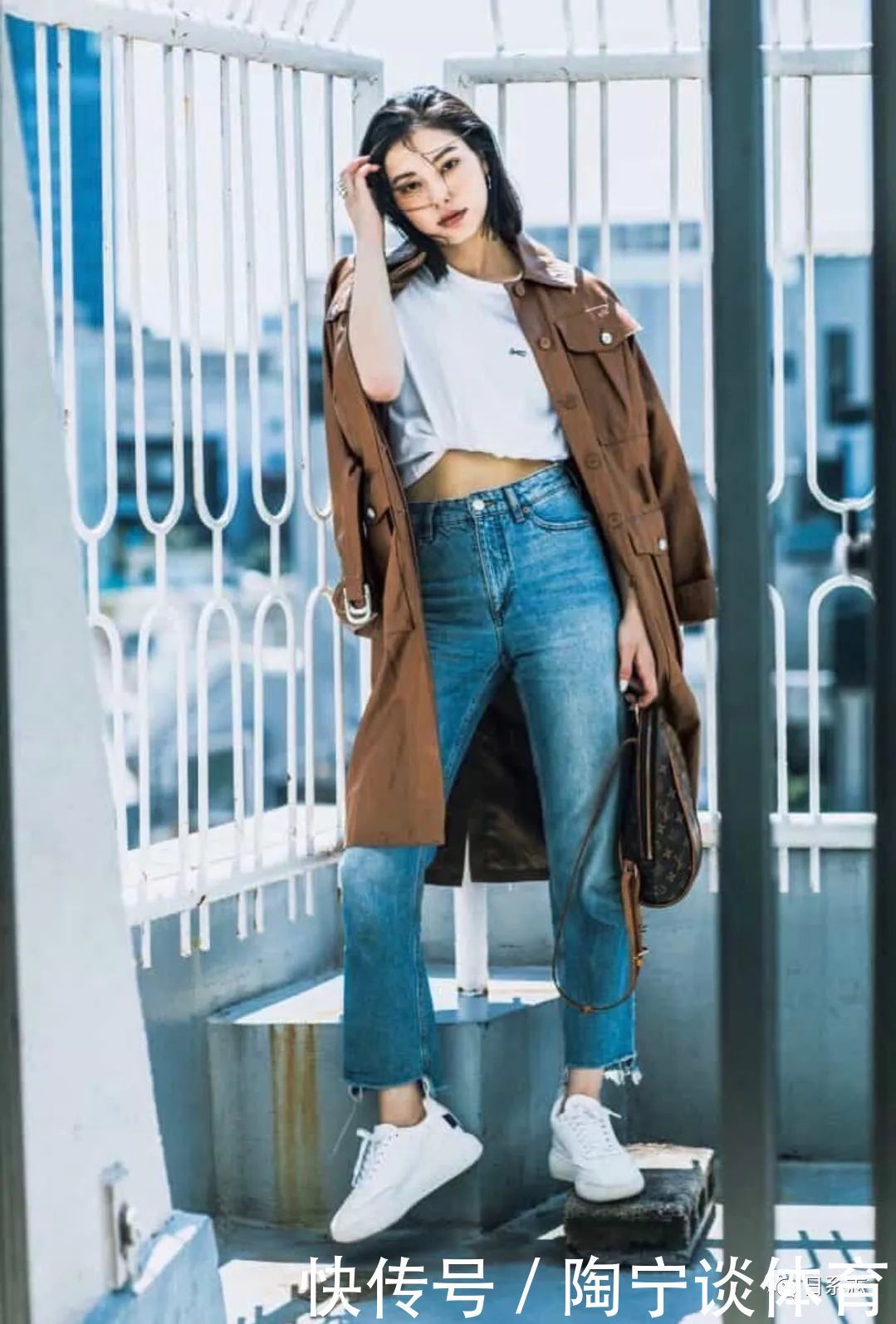 个子小的人怎么穿风衣?154cm的日本小姐姐有4个技巧