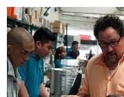 一位《落魄大厨》东山再起之旅，用美食治愈心灵