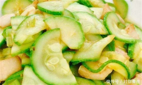 女性不想早衰,3种食物要多吃,营养丰富,滋补身体,好处多多