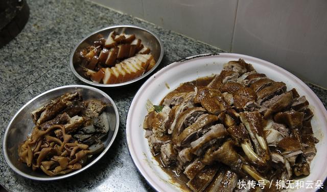浓郁|柱侯酱焖鹅和碌鹅的家常做法,肉质软糯酱香味浓郁,出锅香气四溢