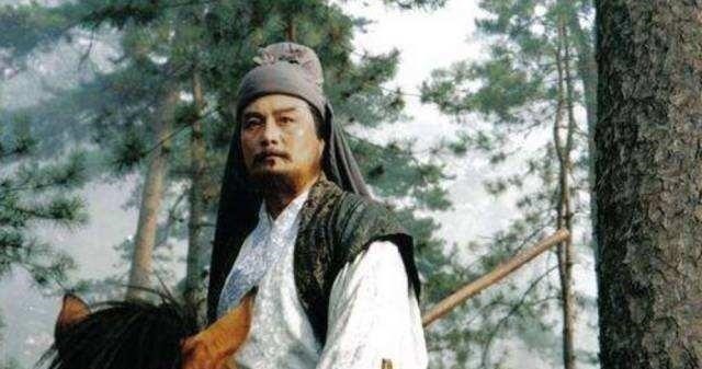 水浒传$水浒传的隐秘高手,只有卢俊义能和他一较高下,五虎将都打不过他