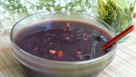 黑糯米补血粥|血气不足易生病,6种食物帮助恢复气血,让你更加美丽动人!