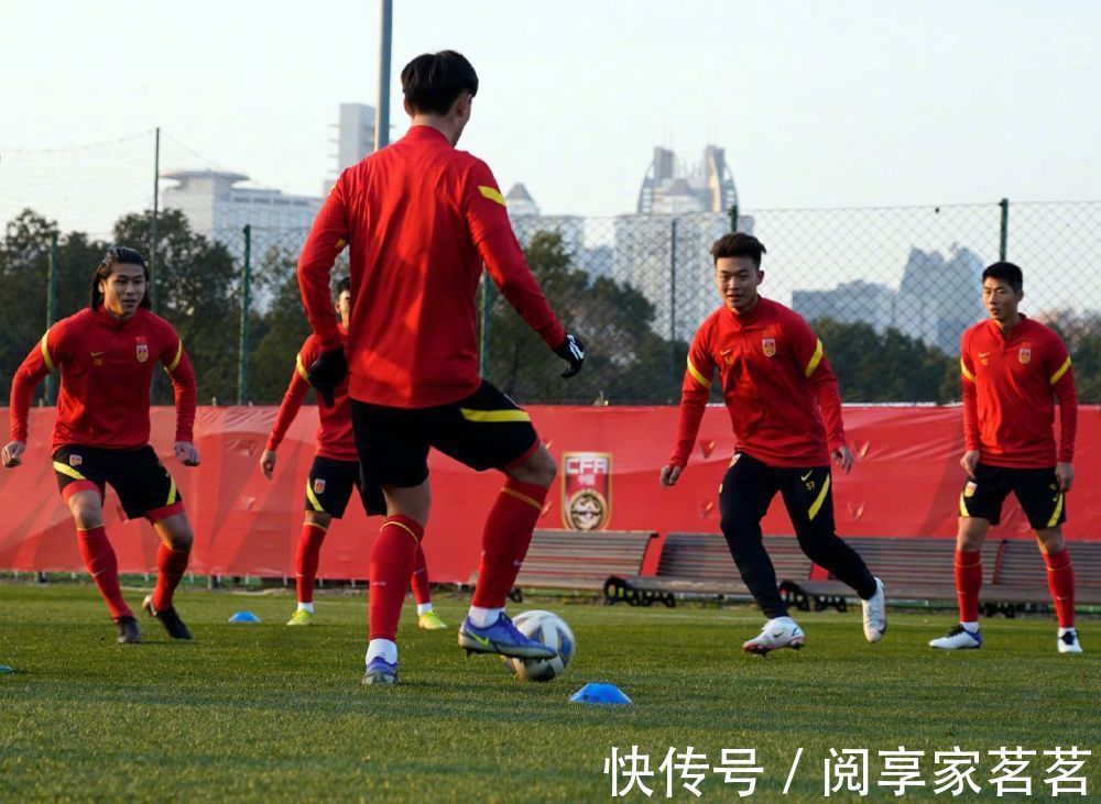 李霄鹏|0-0到0-1!国足出线好消息,李霄鹏爆冷赢球有戏,洗刷23年耻辱