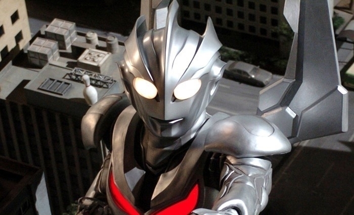 受伤|奥特曼赛文腿断了,奥特之父腰部受伤,他们都是怎么治好的?