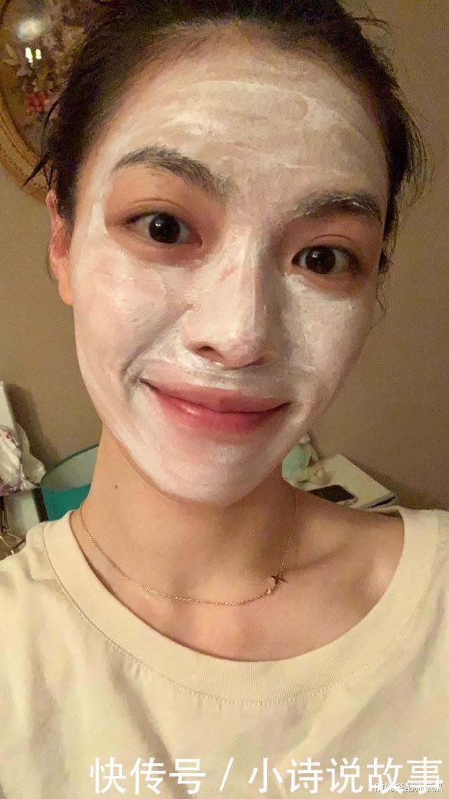 女生敷面膜时，尽量少犯这3个“错误”！不然毛孔容易变大