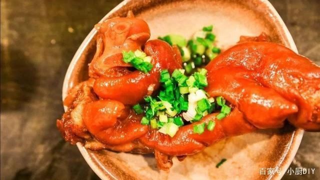 猪手|酱猪手放点“它”,飘香百米,日卖200只,78岁老师傅透明了配方