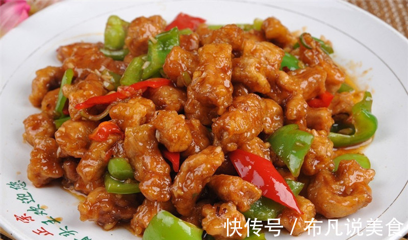 当你炒肉时,不要直接到锅里去。加入此步骤,炒肉嫩可口。