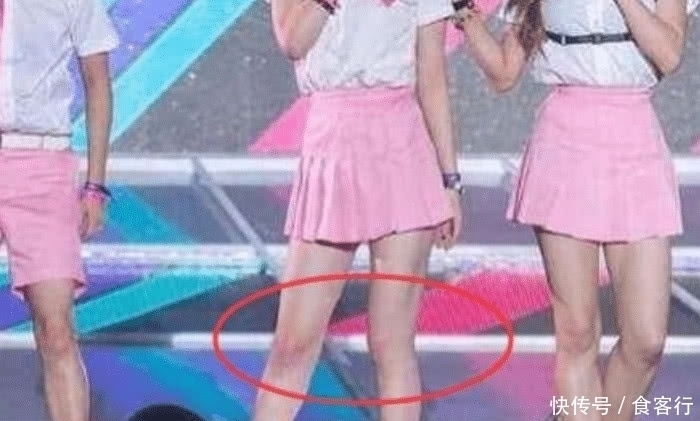 为何韩国女生会在膝盖处涂腮红?美妆老师道出实情,很多人都认可