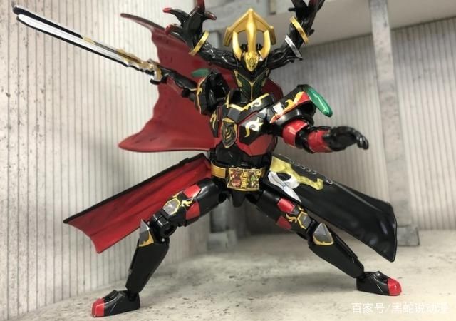 最终boss|假面骑士圣刃装动新品：老乌与圣刃全开者形态 额外追加骨龙特效