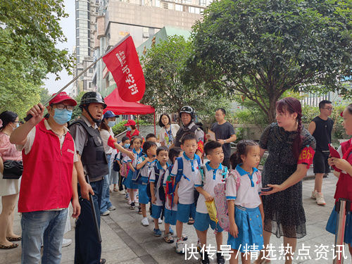 校园|长沙市雨花区设立暖心“护学岗”为爱撑起生命保护伞