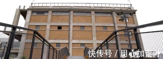 板柱|新生！百年时光“编织”的毛麻仓库，成为沪上新的时尚潮流集聚地……！