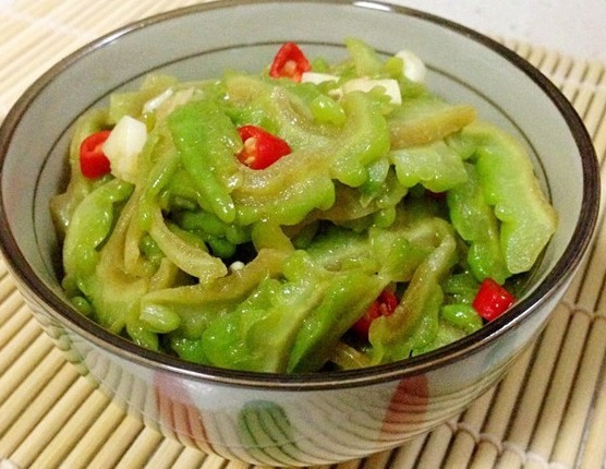 三伏天，农村阿婆常吃这3道家常菜，没肉却很下饭，每天吃都不腻