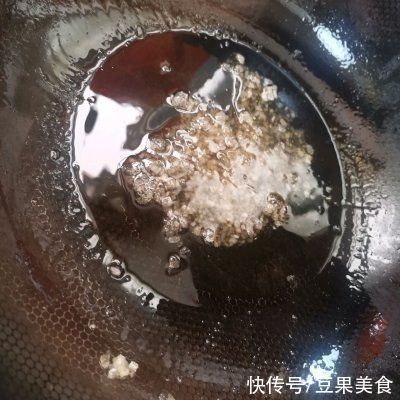 盐调|只要掌握好比例,新手糖醋排骨就能一次成功
