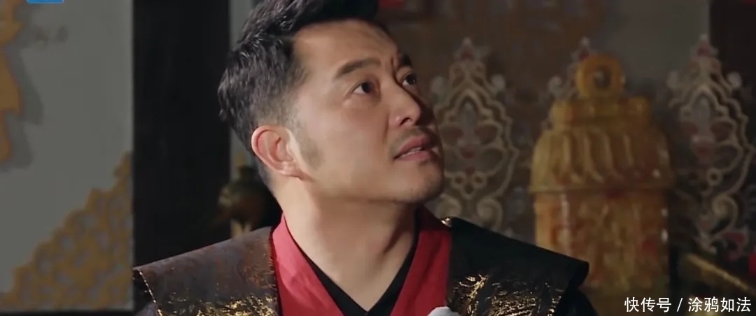 黄旭熙 《奔跑吧》太尴尬:黄旭熙叫错周也角色名,李纯跳樱花舞好违和