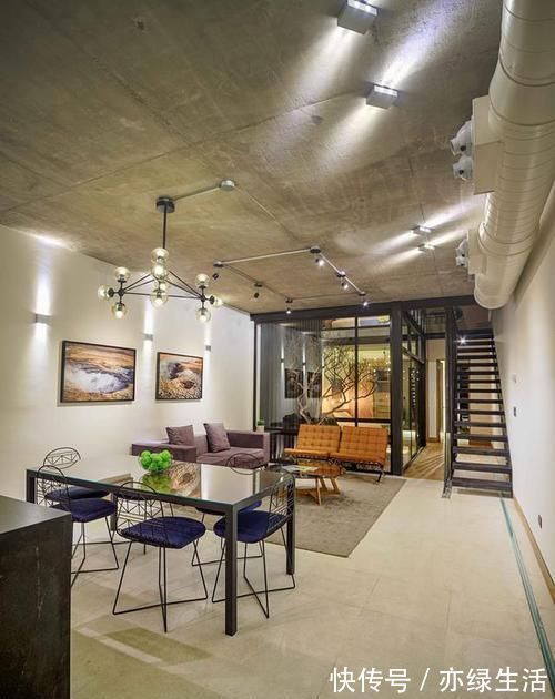 豪车|老房扒掉盖栋别墅，115平带车库放豪车，花300万村里人都说出息了