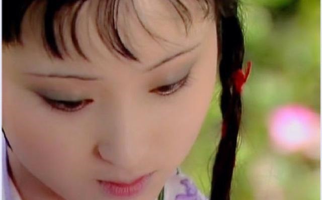 黛玉@初次见面,王夫人连用两个词语警告黛玉,黛玉一个反问,完美回击