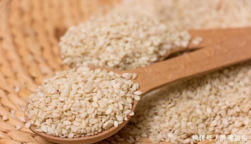 亚油酸|40岁女性不妨坚持吃3种食物,排毒养颜、延缓衰老,好处多多!