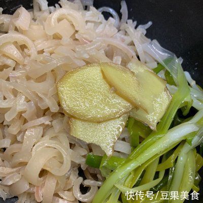 好吃|肉皮冻你这么做，好吃到停不下来