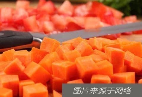 此物|胡萝卜和此物一起炖,失眠好了,护肝明目,血管也不堵了