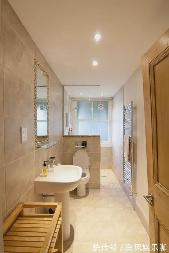 卫生间|卫生间但凡不是小到可怜,能砌半墙就砌半墙,图的就是5个好处