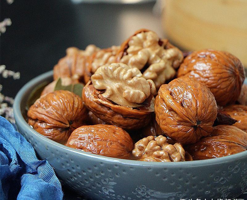 解锁核桃新吃法,清甜脆嫩,不涩嘴,做法超简单