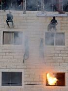 伦敦：“超级月亮”现身夜空