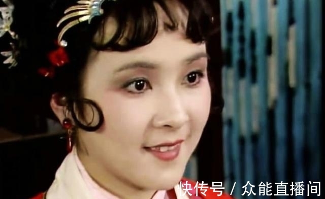 钟山$《红楼梦》里一座山名人齐聚,薛宝琴怀古诗里透露端倪