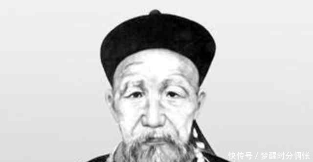 随即|他看到地面上的青草颜色不对,用热汤灌入,随即惨声四起!