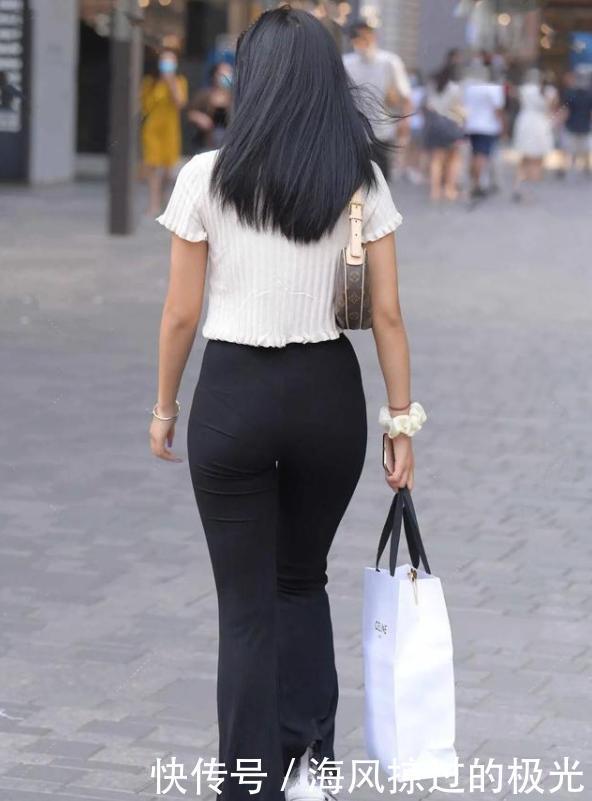 迷人|黑色纽扣衫搭配阔腿裤,优雅迷人,尽显好曲线