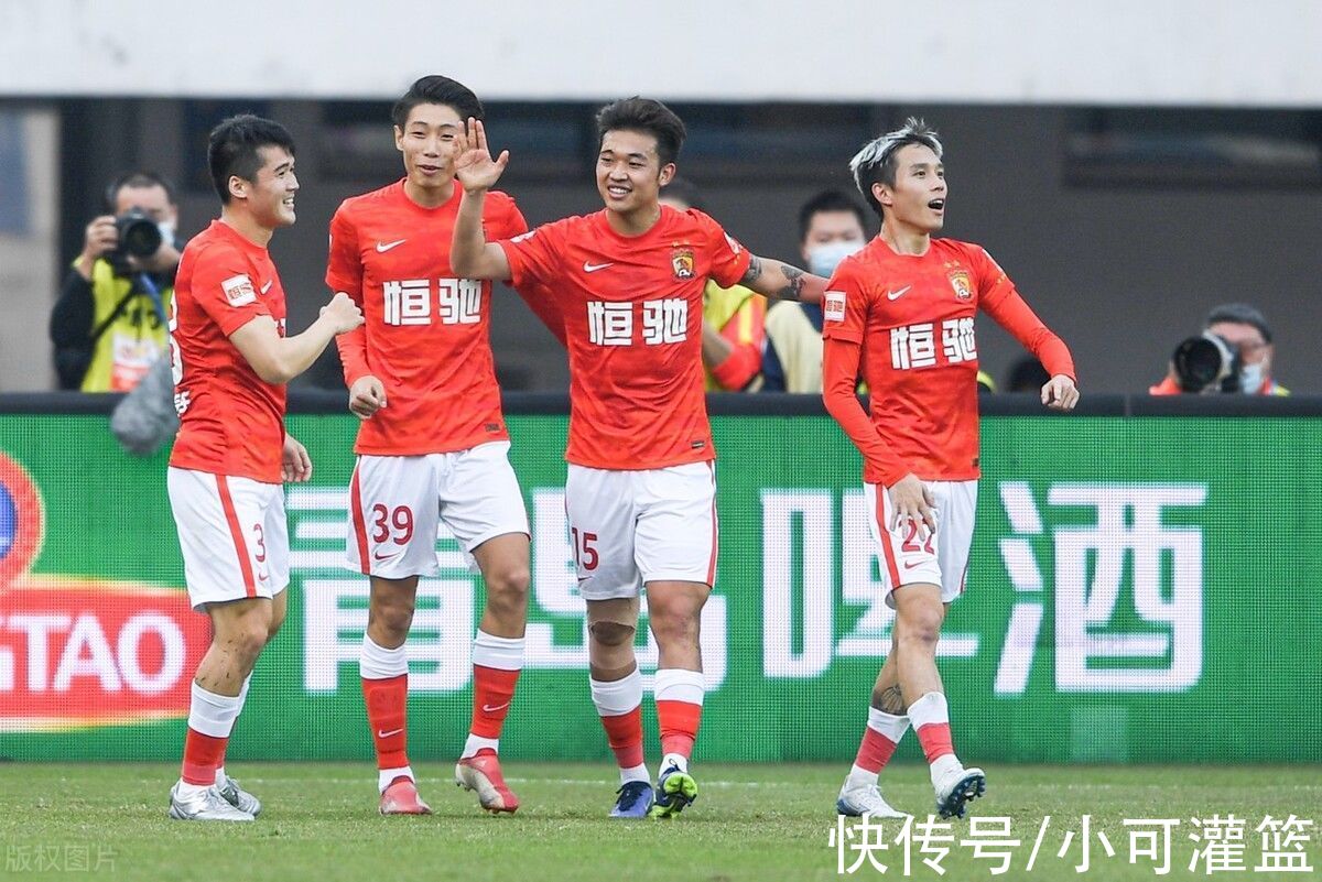 青训|03年小将+01年球员连场建功！广州队终品恒大足校青训红利