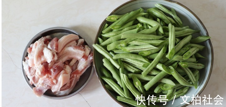 鸡肉|这菜一年到头都能吃到，钙含量是鸡肉的7倍，家家都能吃得起