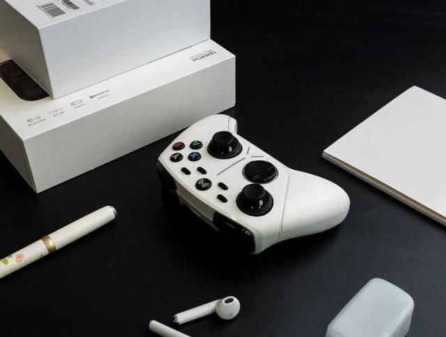 手柄|游戏手柄横评，北通阿修罗3与Xbox One，谁更值得买？