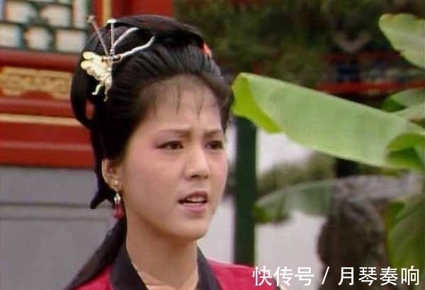 香菱@袭人受伤吐血,为何“争荣夸耀之心灰了一半”?她意识到了什么?